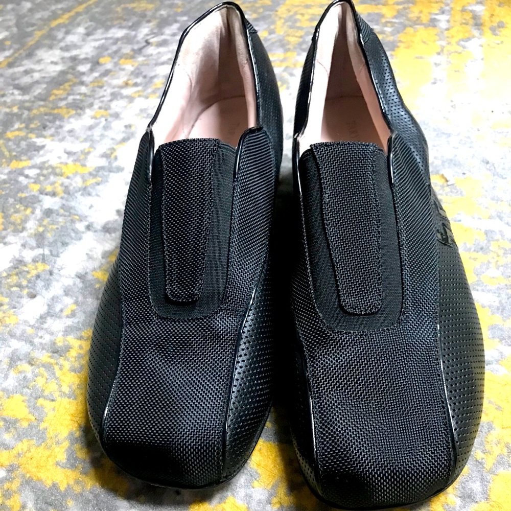 Taryn Rose Loafer